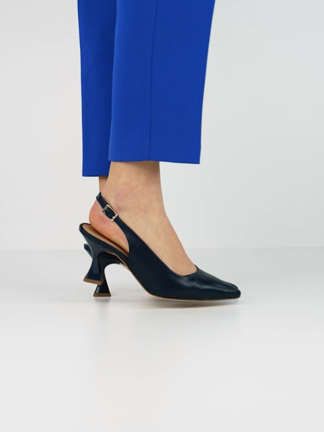 Décolleté e slingback tacco 7cm pelle blu