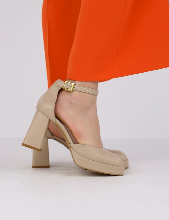 Pumps heel 9 cm beige leather