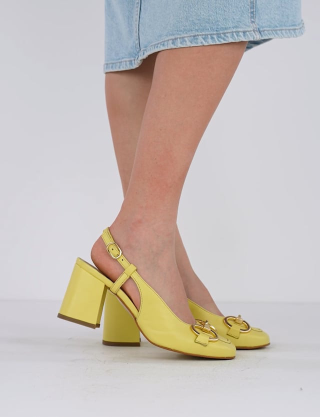 Décolleté e slingback tacco 6cm pelle giallo