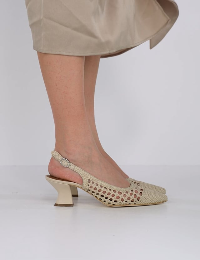 Pumps heel 5 cm beige leather