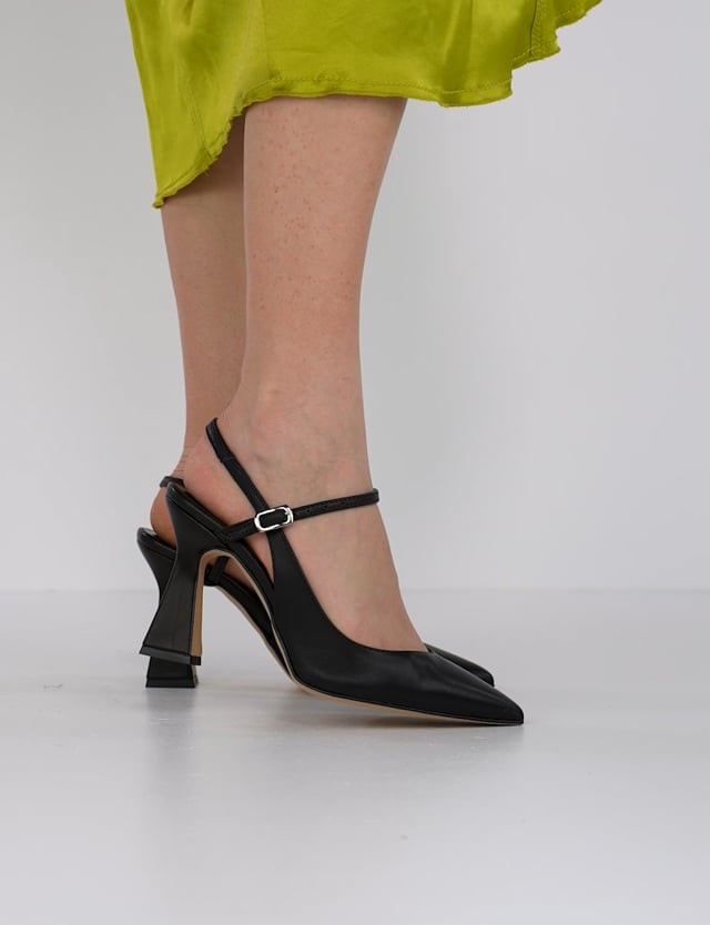 Décolleté e slingback tacco 10cm pelle nero