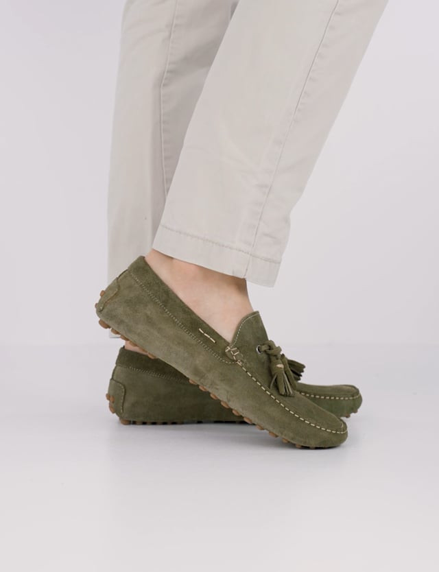 Loafers green chamois