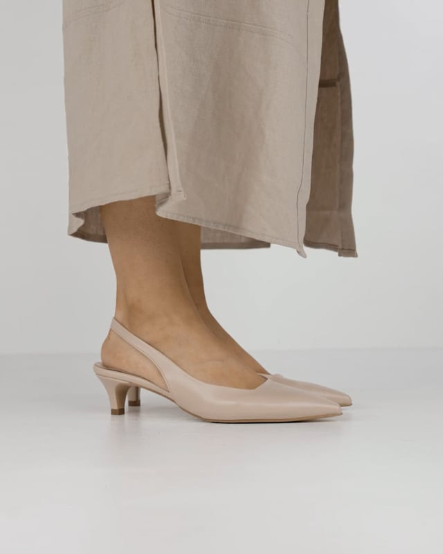 Pumps heel 3 cm beige leather