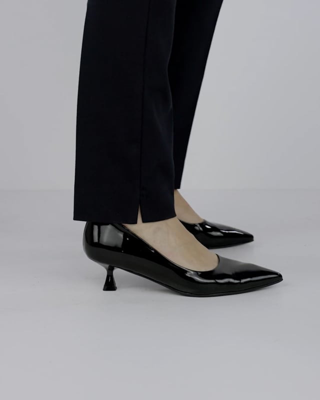 Décolleté e slingback tacco 5cm vernice nero