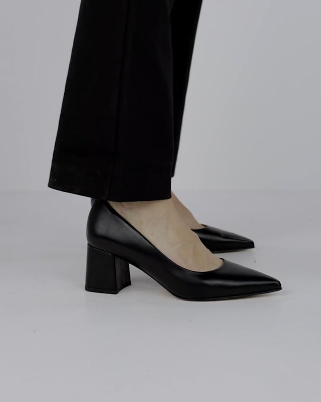 Décolleté e slingback tacco 5cm pelle nero