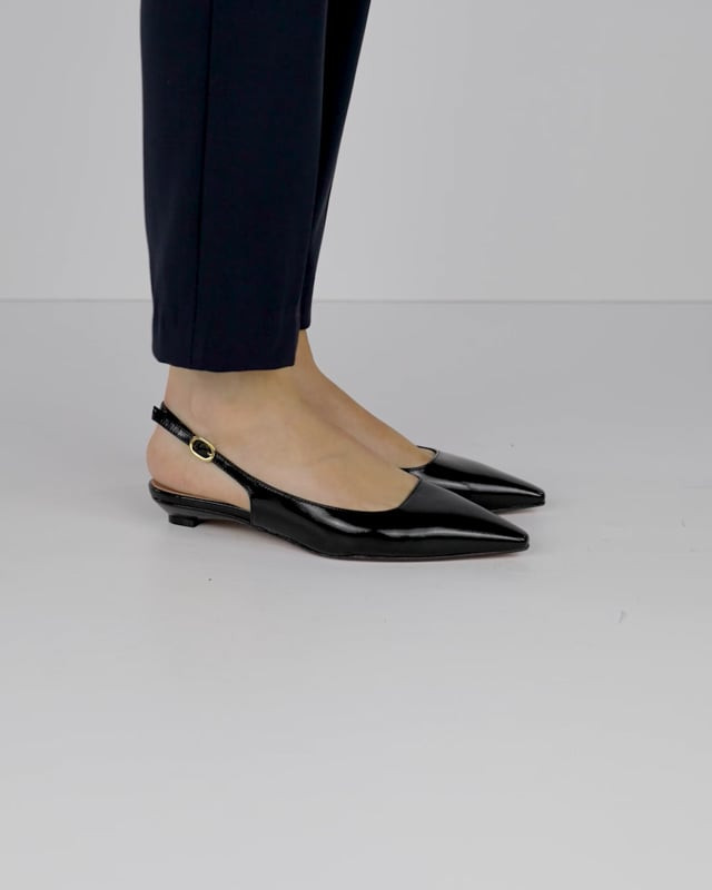 Décolleté e slingback tacco 2cm vernice nero