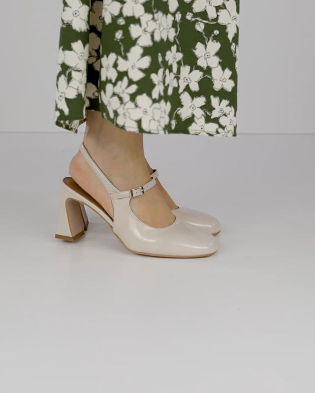 Décolleté e slingback tacco 7cm pelle beige