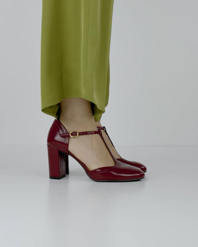 Décolleté e slingback tacco 8cm pelle bordo'