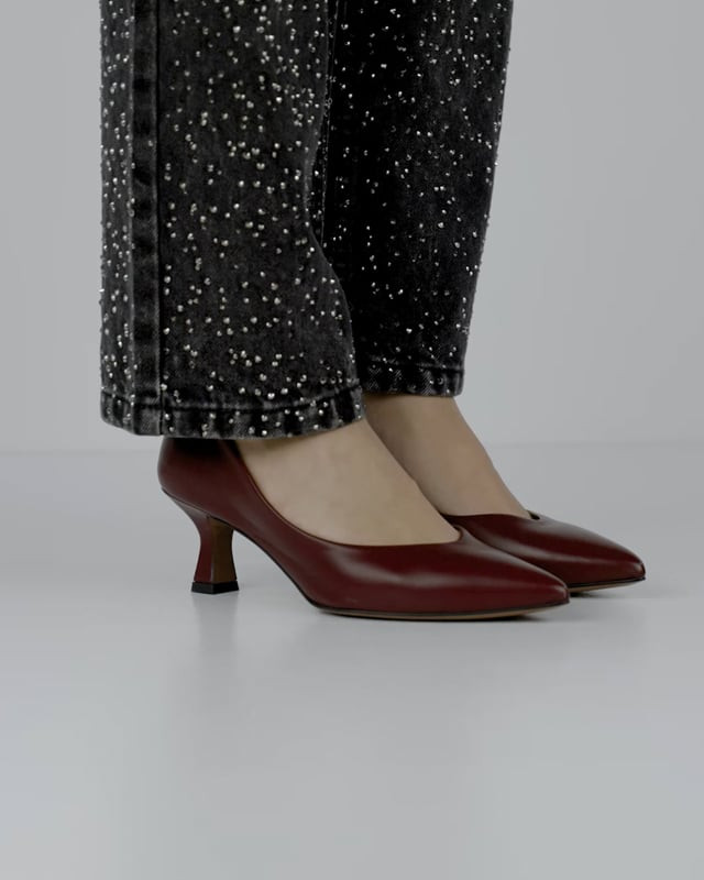 Décolleté e slingback tacco 5cm pelle bordo'