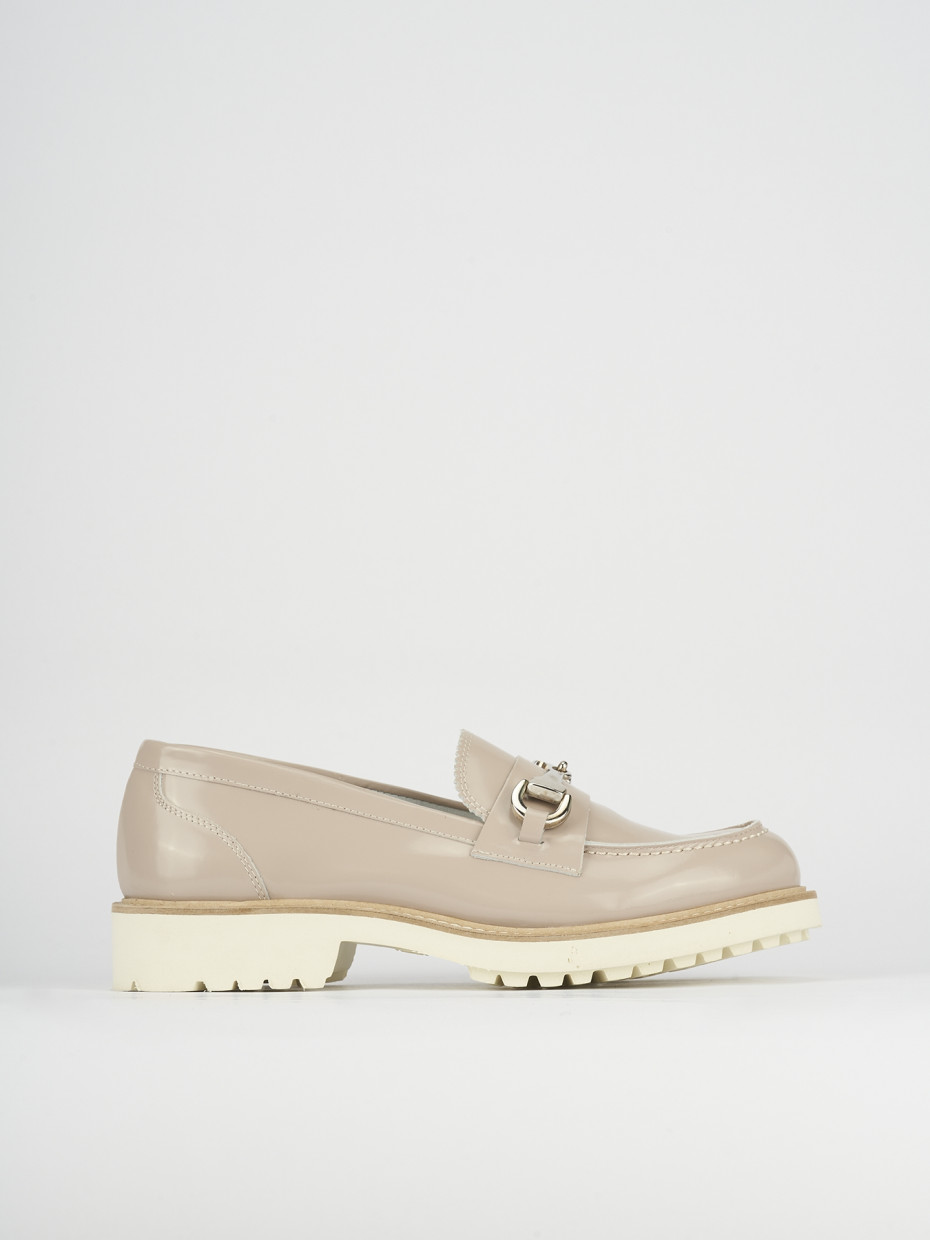 Mocassino tacco 1 cm beige pelle