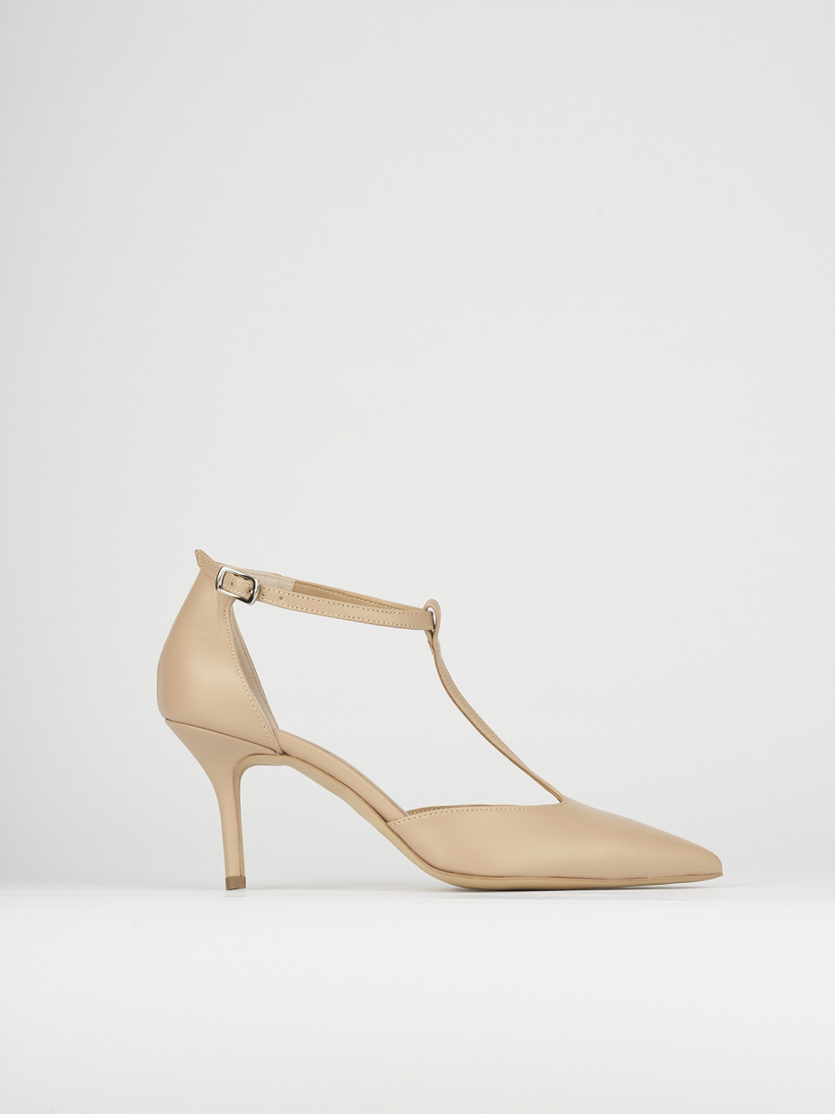 Beige pumps shop with ankle strap