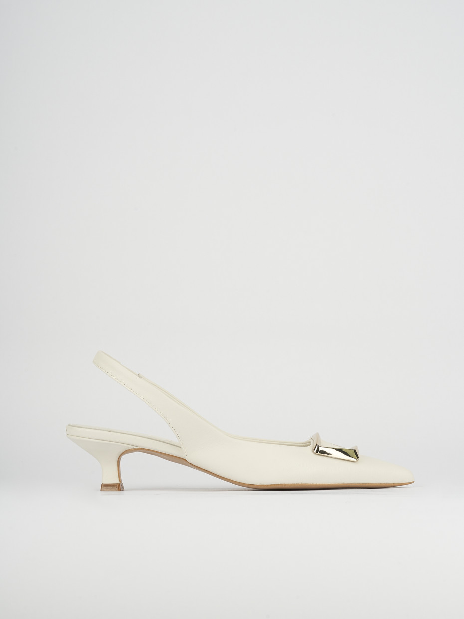 Pumps heel 5 cm beige leather