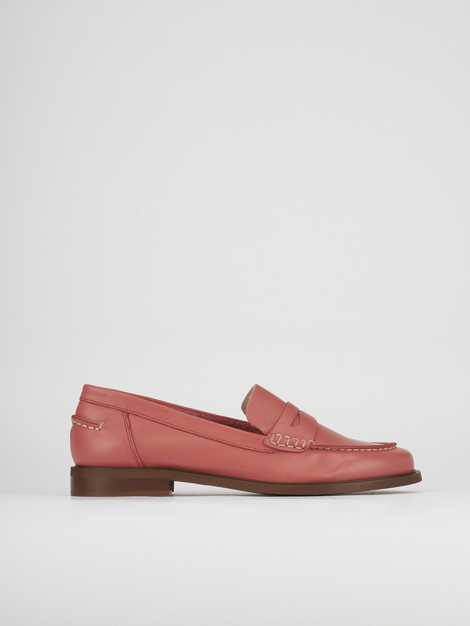 Loafers heel 1 cm pink leather