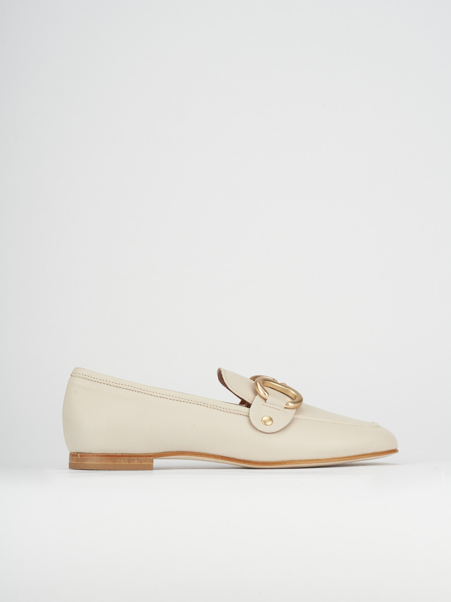 Mocassini tacco 1cm pelle beige