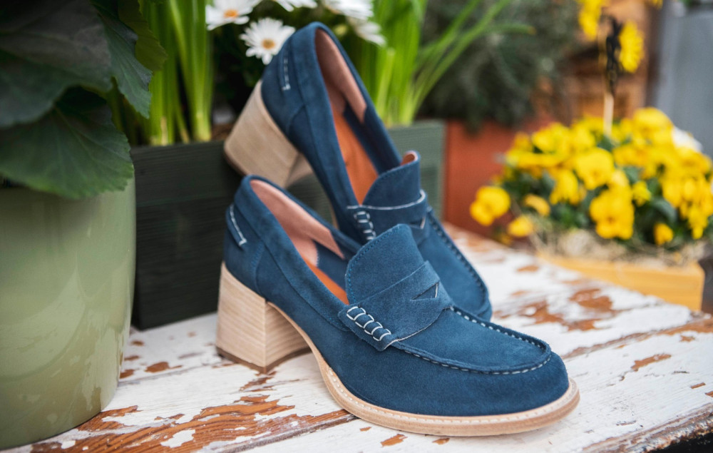 Mocassino tacco 6 cm blu camoscio