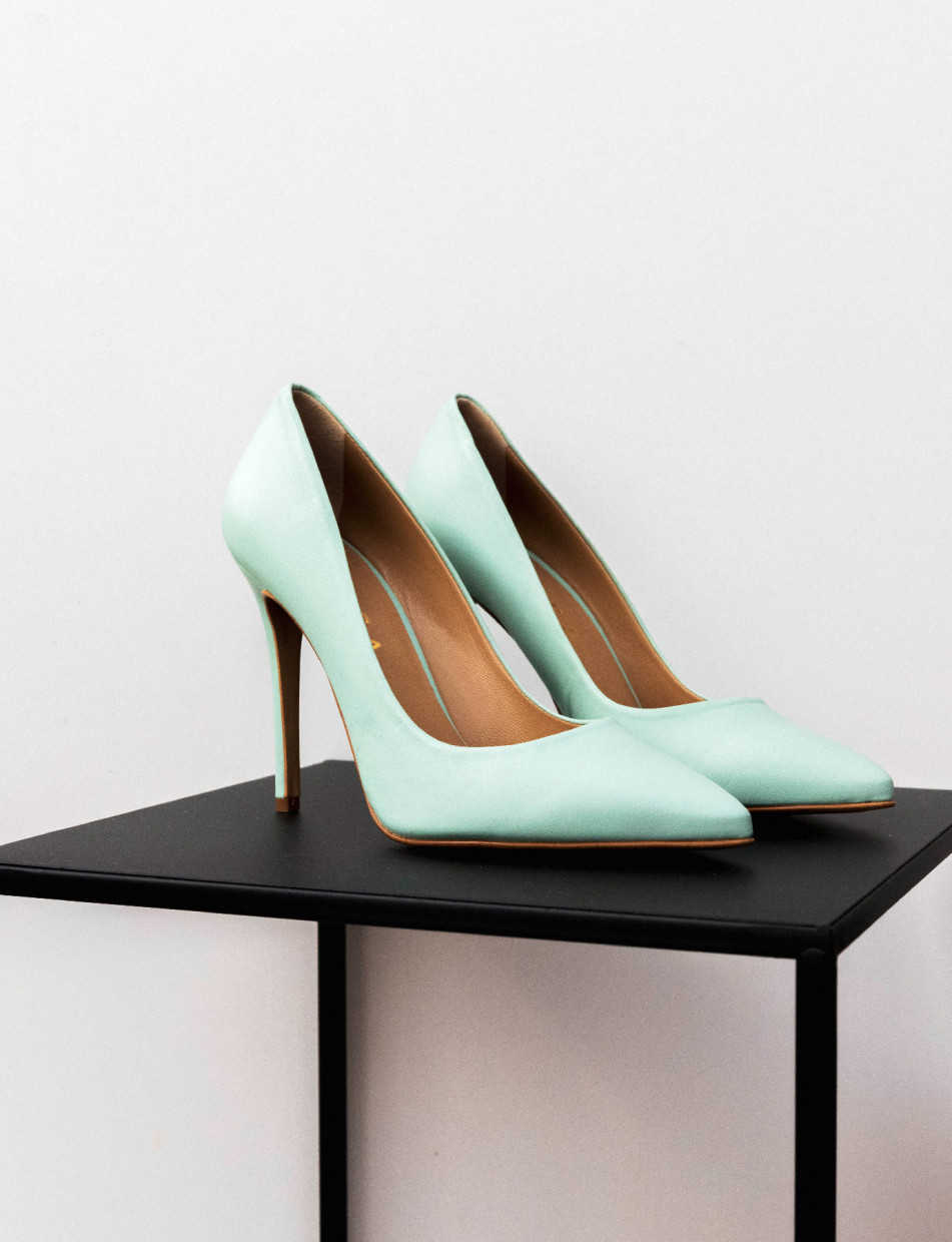 Pumps heel 11 cm green leather