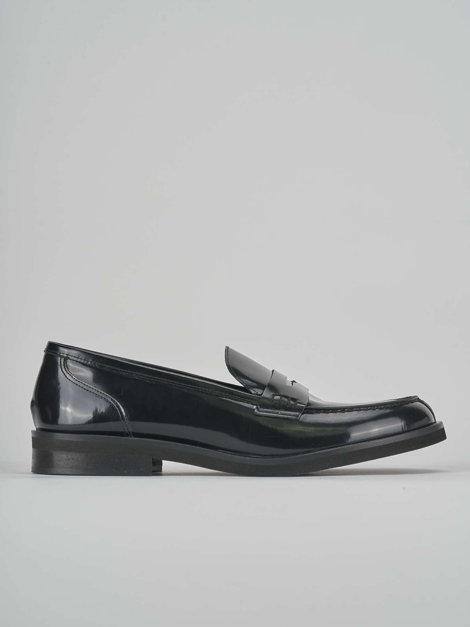 Mocassino tacco 2cm nero pelle