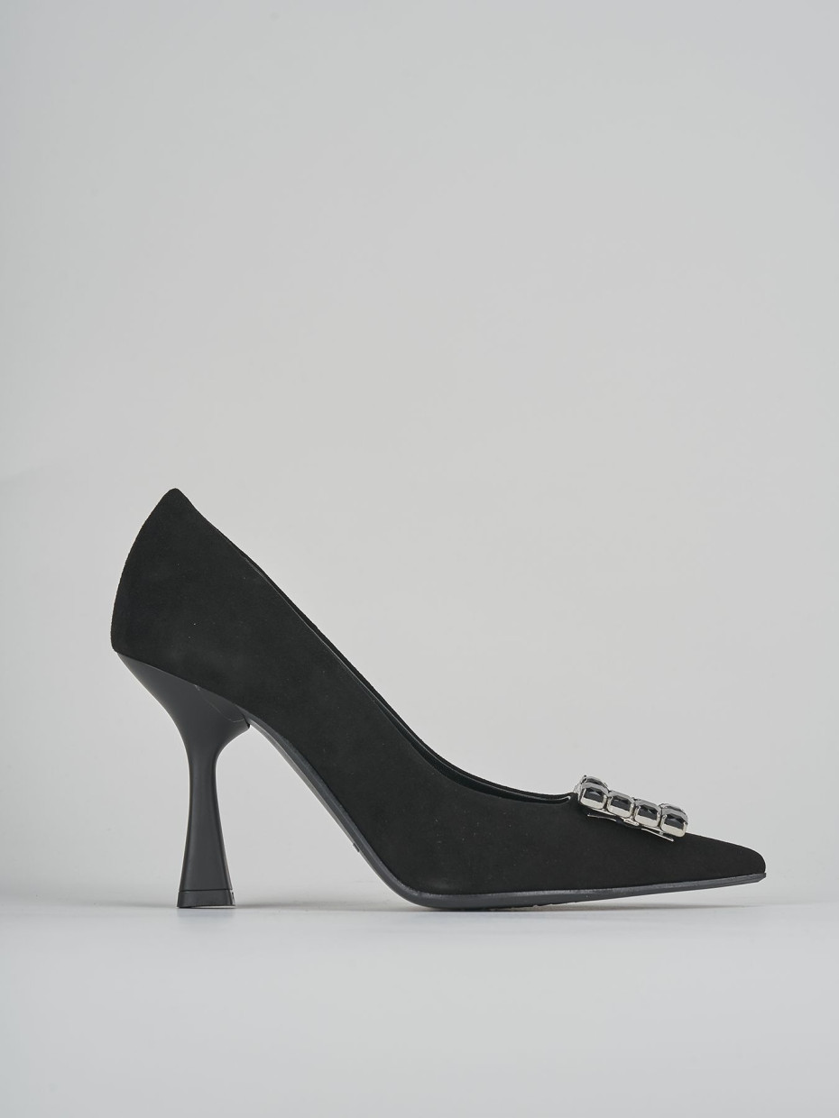 Black suede pumps shop 2 inch heel