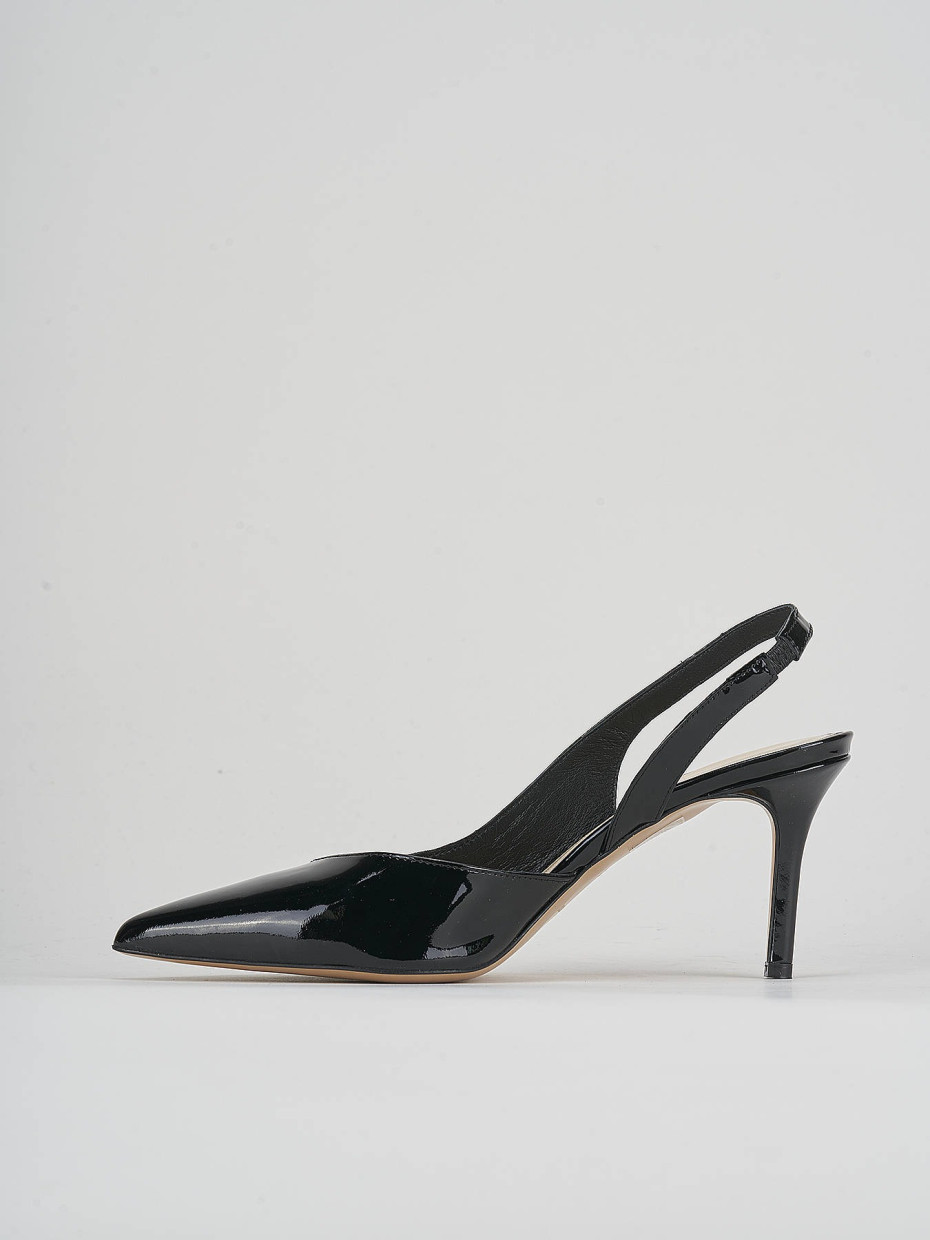 Pumps heel 7 cm black patent