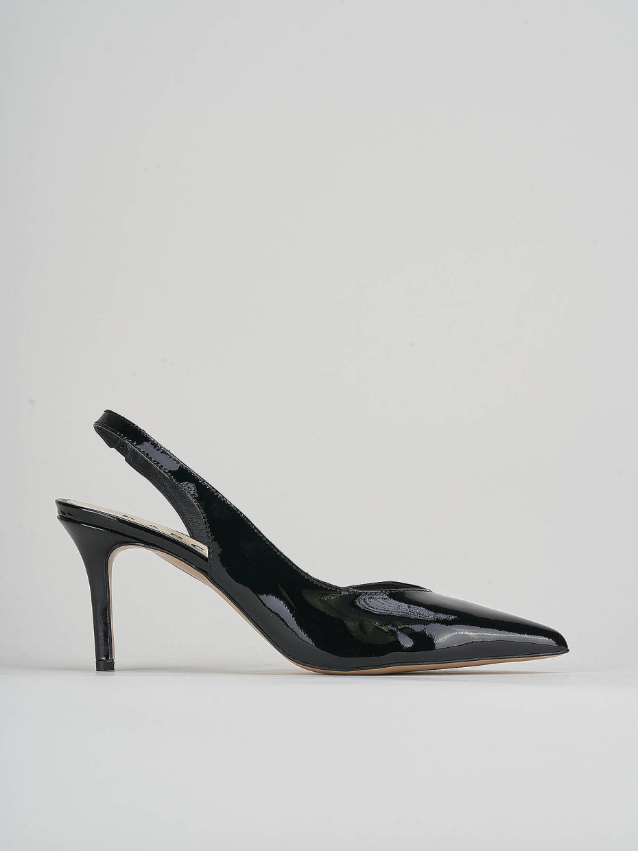 Pumps heel 7 cm black patent