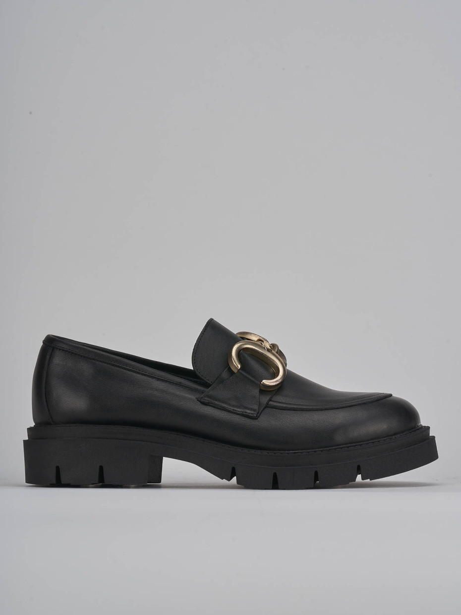 Loafers heel 2 cm black leather