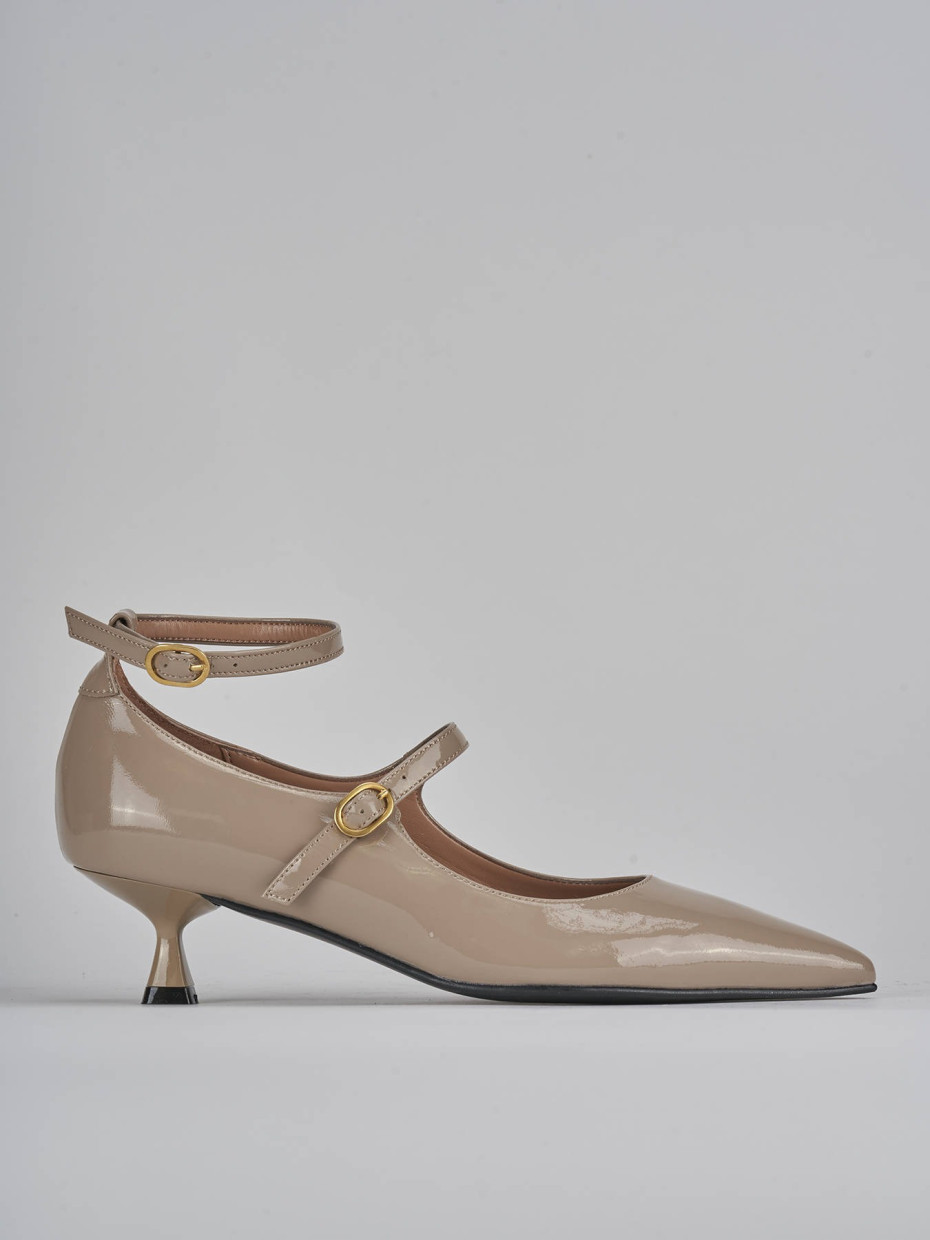 Décolleté e slingback tacco 5cm vernice beige