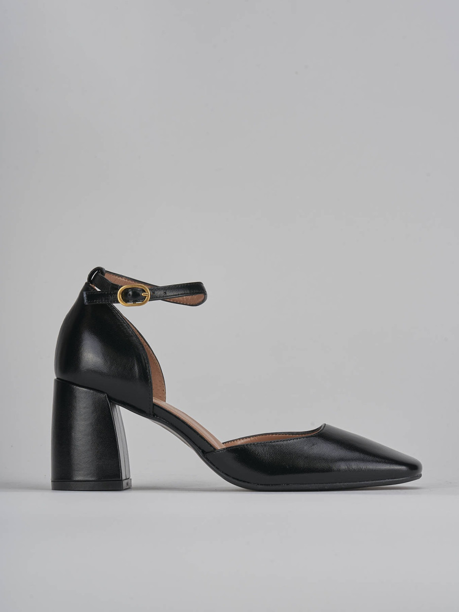 Pumps heel 8 cm black patent