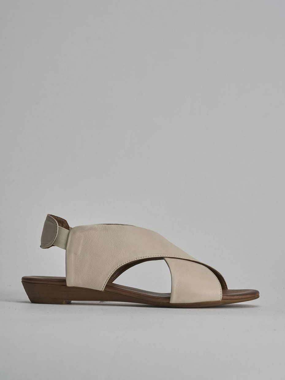 Sandali tacco 1cm pelle beige