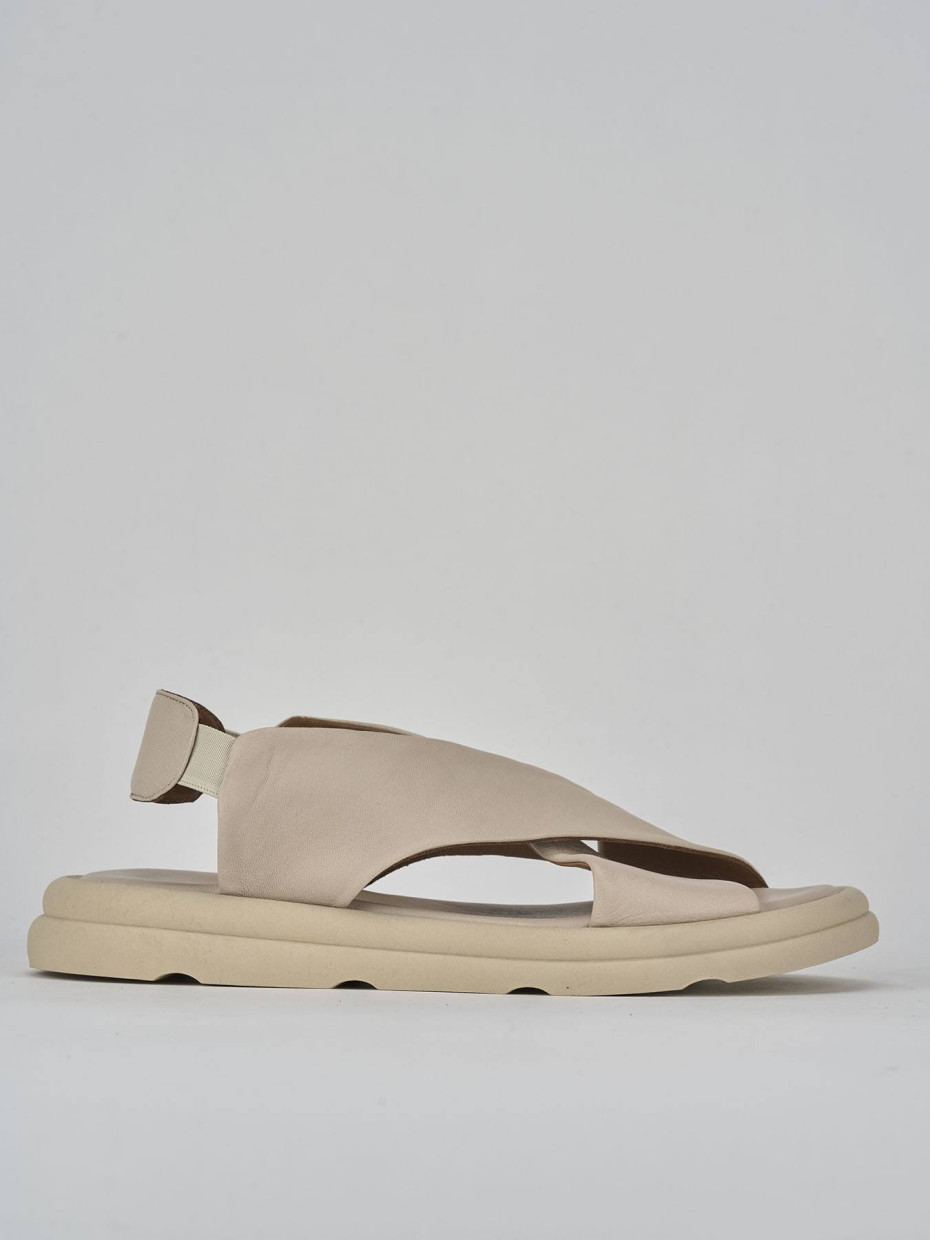 Sandali tacco 2cm pelle beige