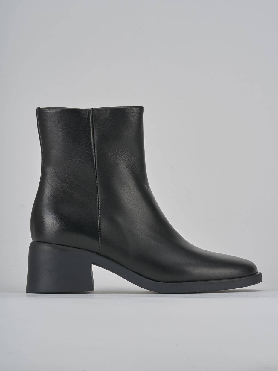 Stivaletti tacco 4cm pelle nero