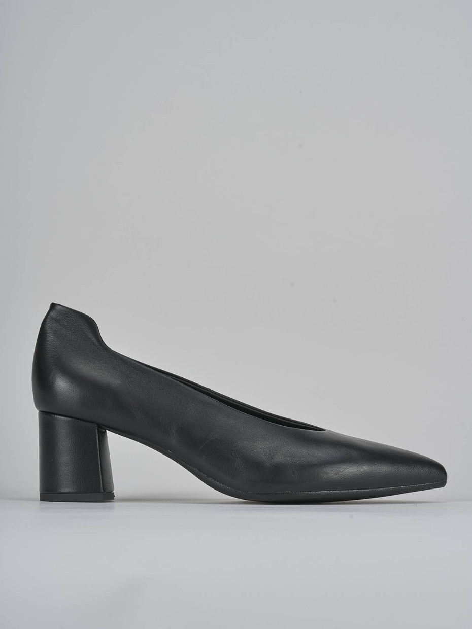 Décolleté e slingback tacco 5cm pelle nero