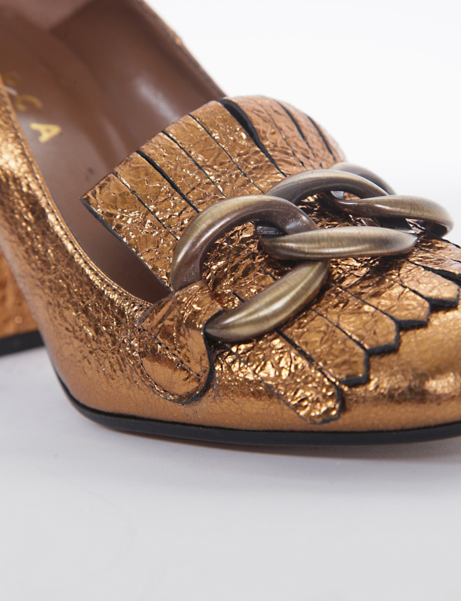 Gucci gold loafer online heels