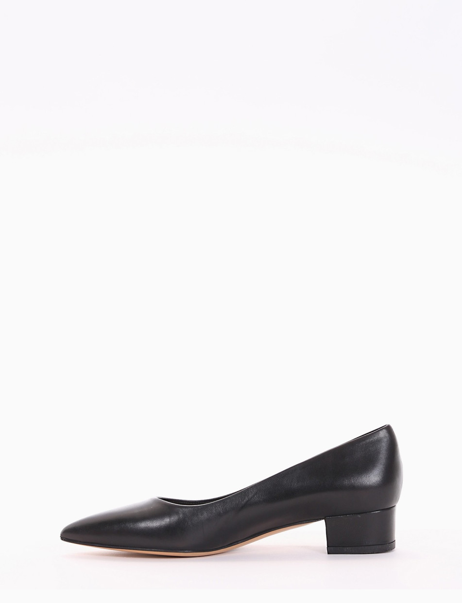 Décolleté Outlet - Woman Heel 3 Cm Black Leather 