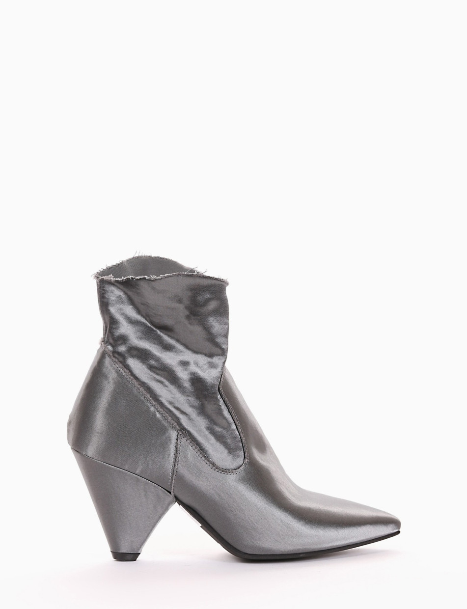 High heel ankle boots heel 5 cm grey satin