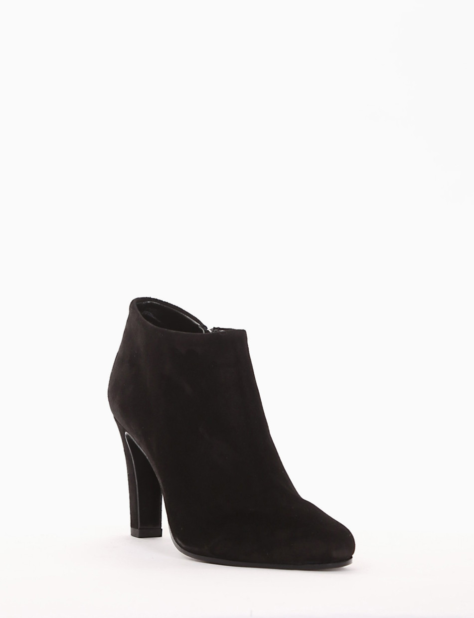 High heel ankle boots heel 8 cm black chamois