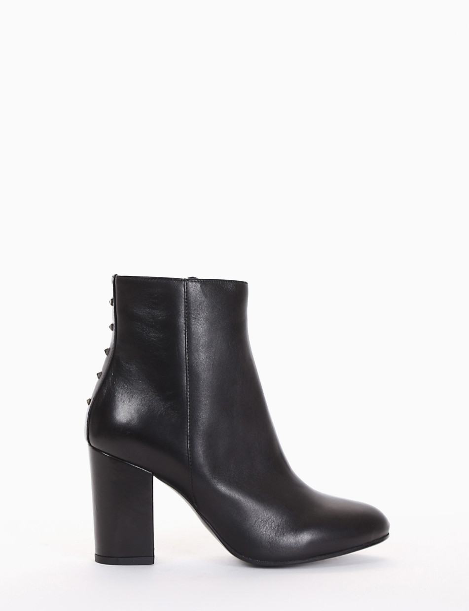 High heel ankle boots heel 8 cm black leather