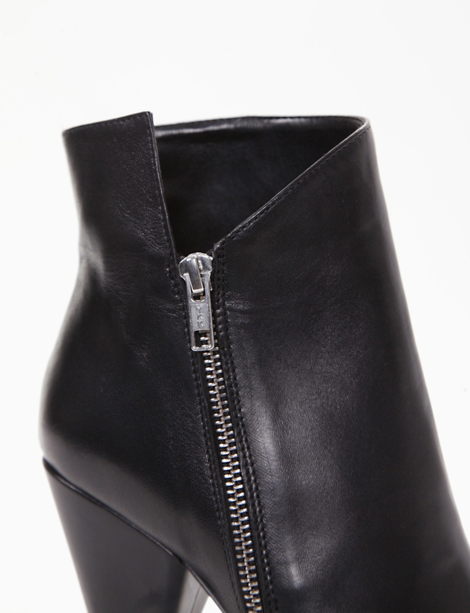 High heel ankle boots heel 8 cm black leather