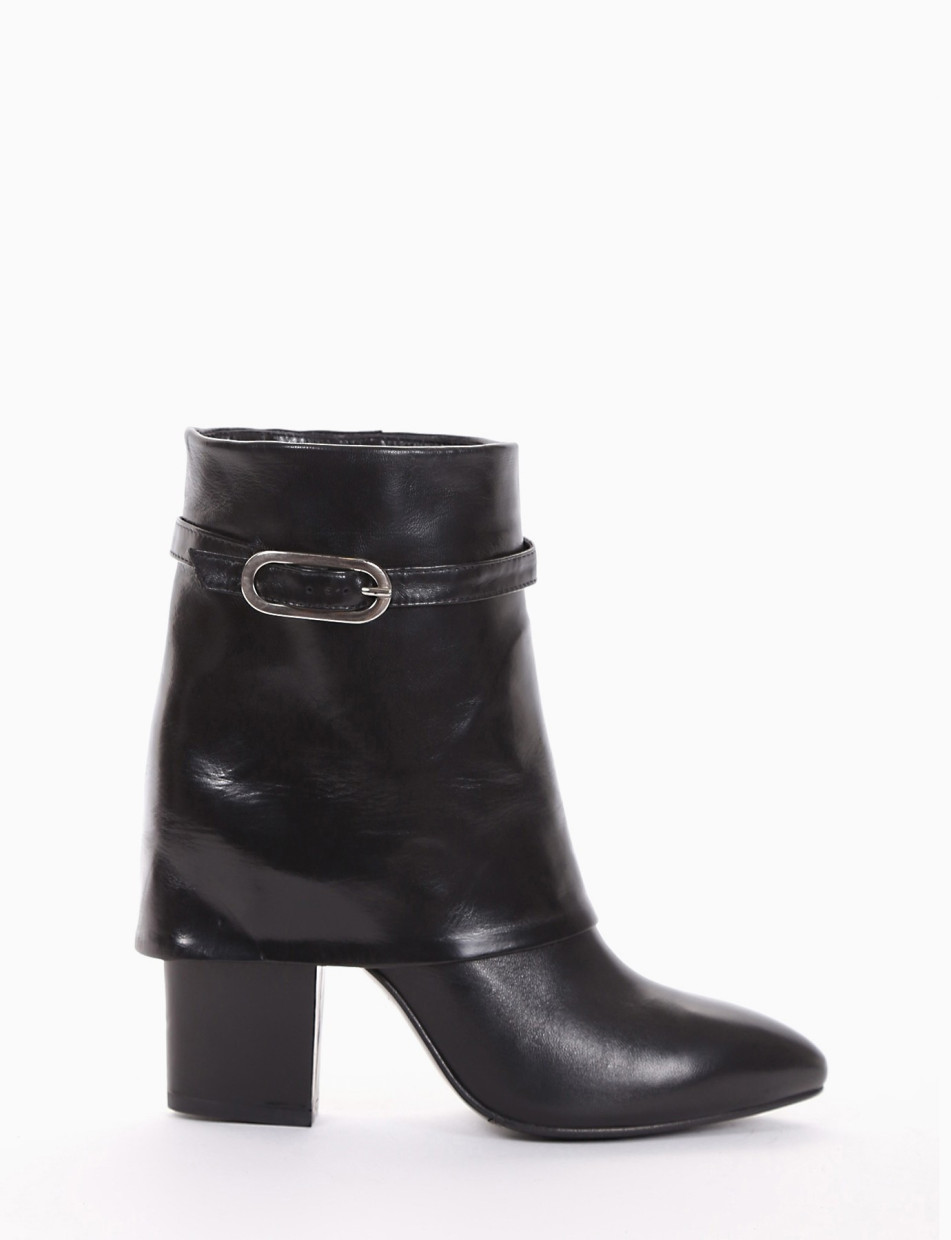 High heel ankle boots heel 7 cm black leather