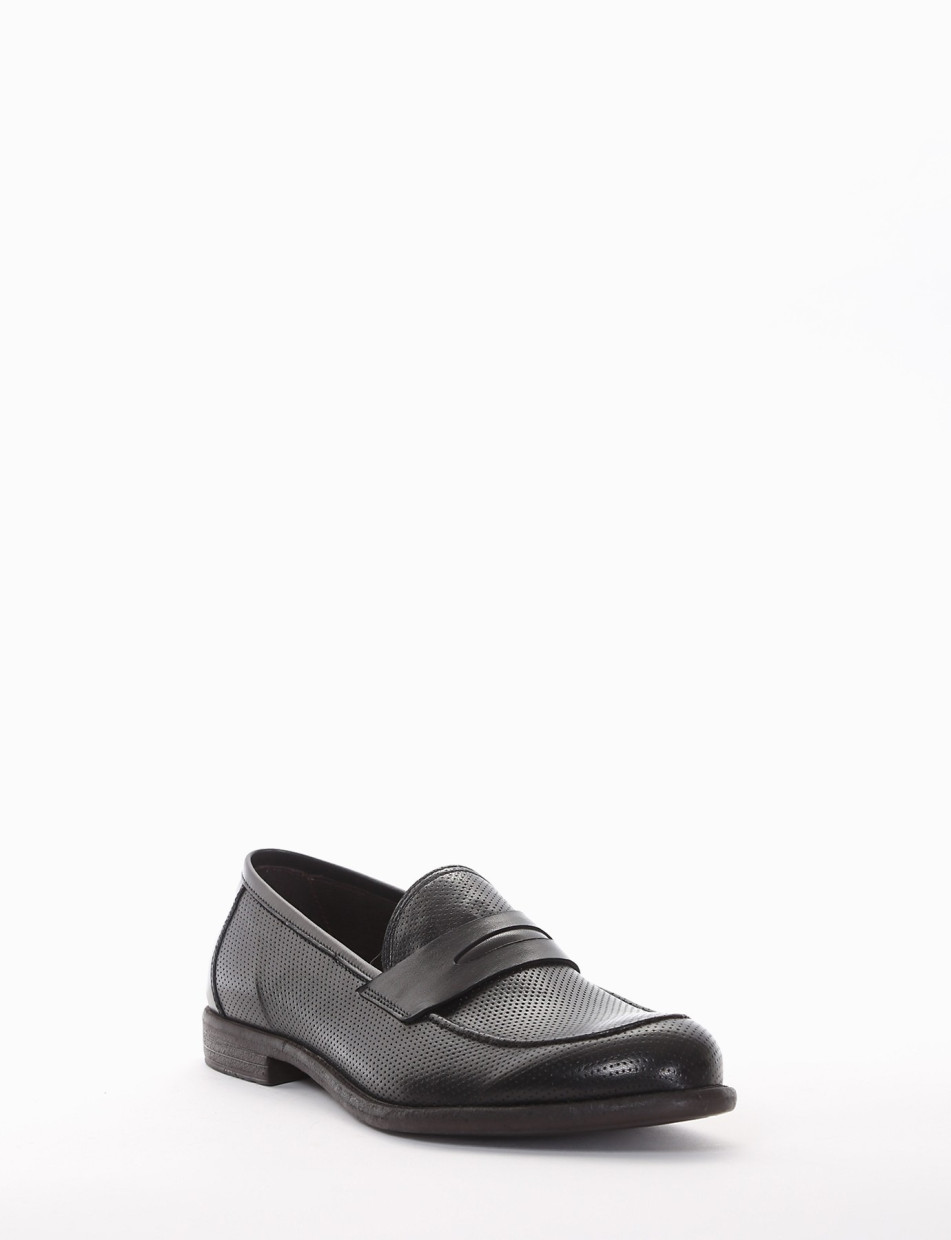 Loafers heel 2 cm black leather