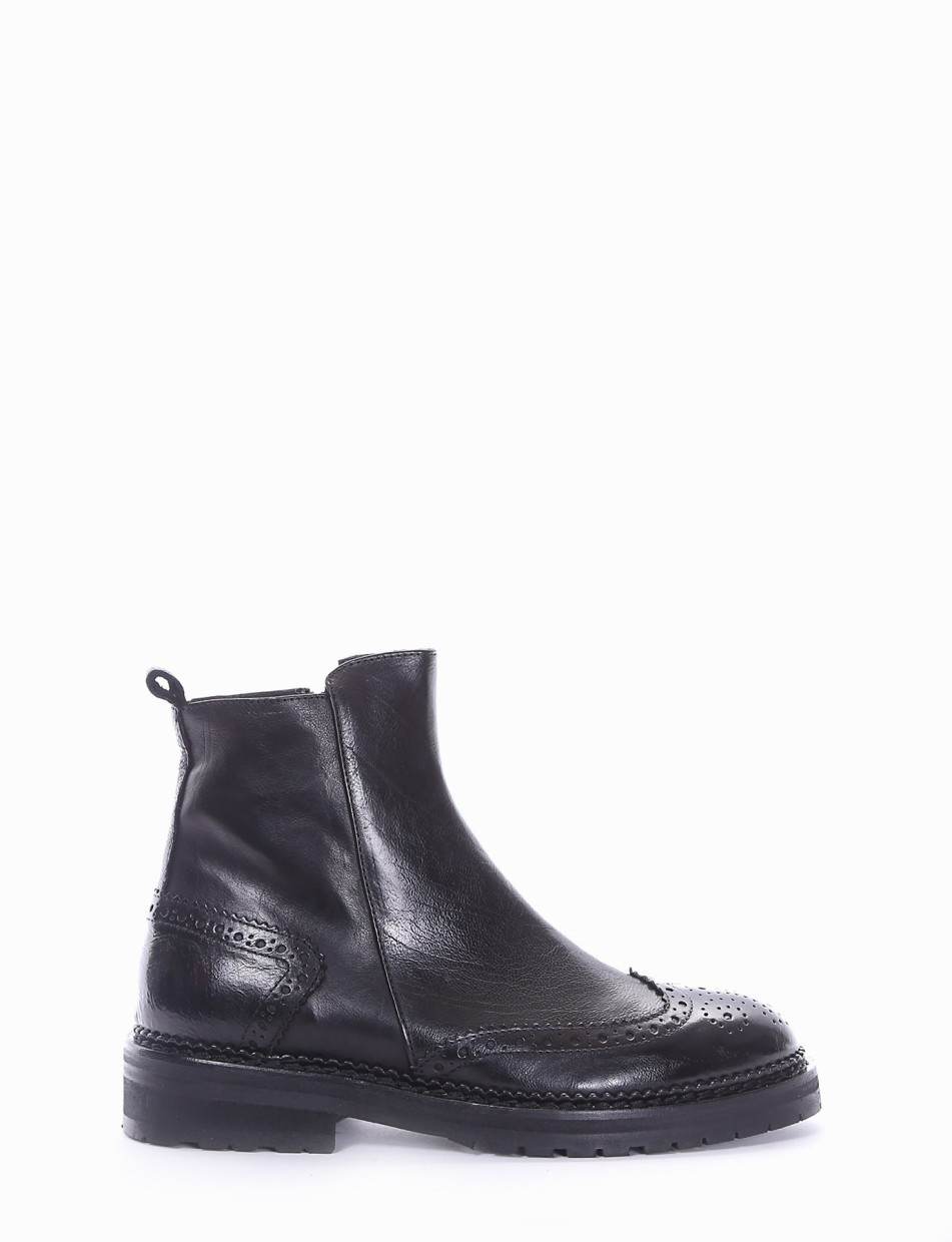 Maliyah Black Suedette Ankle Boots