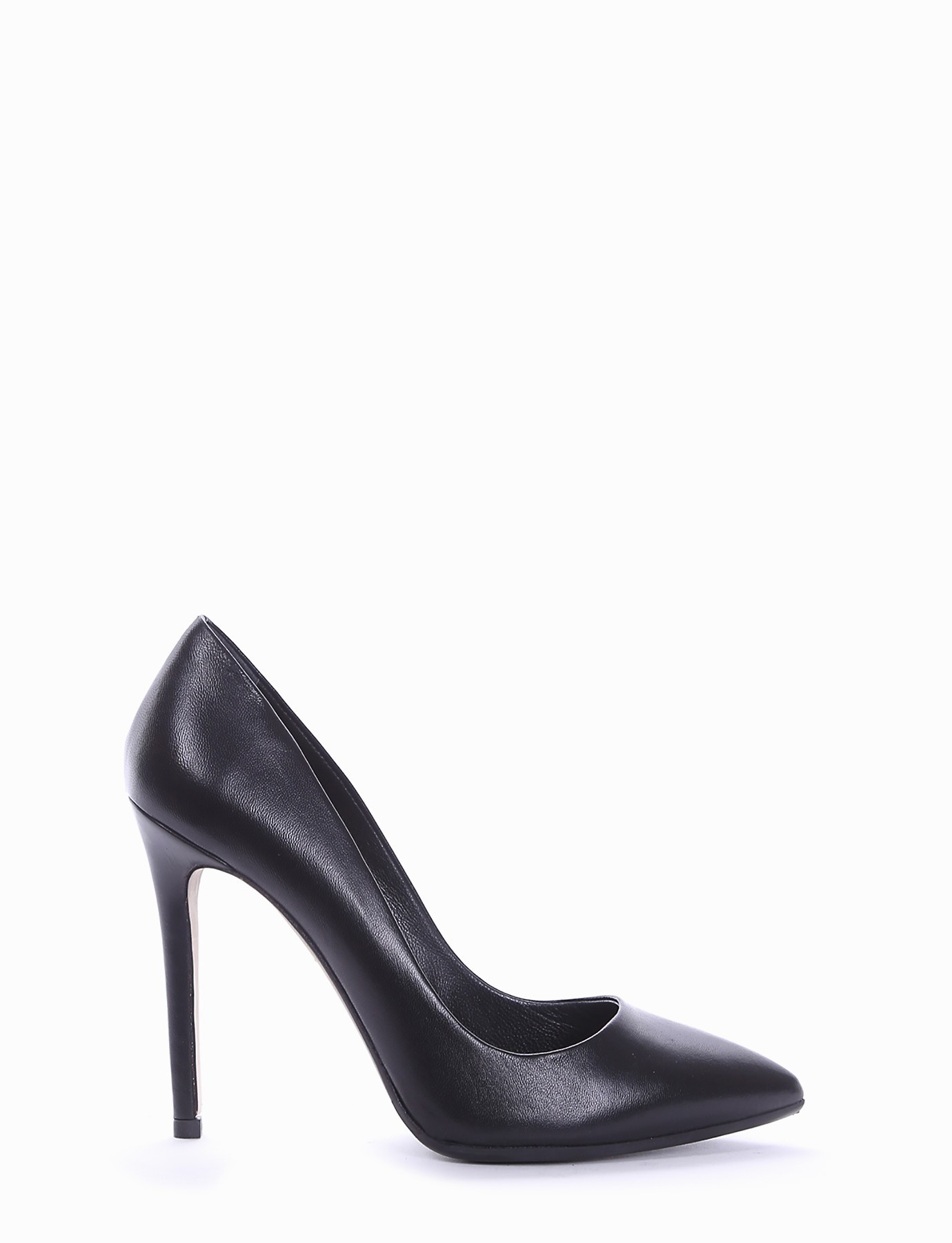 Black pumps 2025 size 10