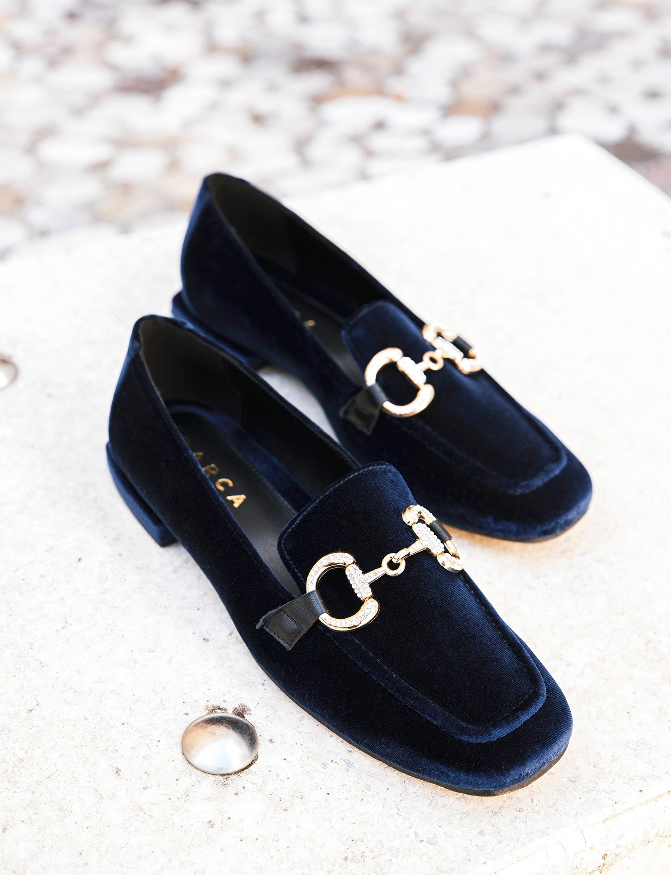 Loafer hot sale shoes velvet